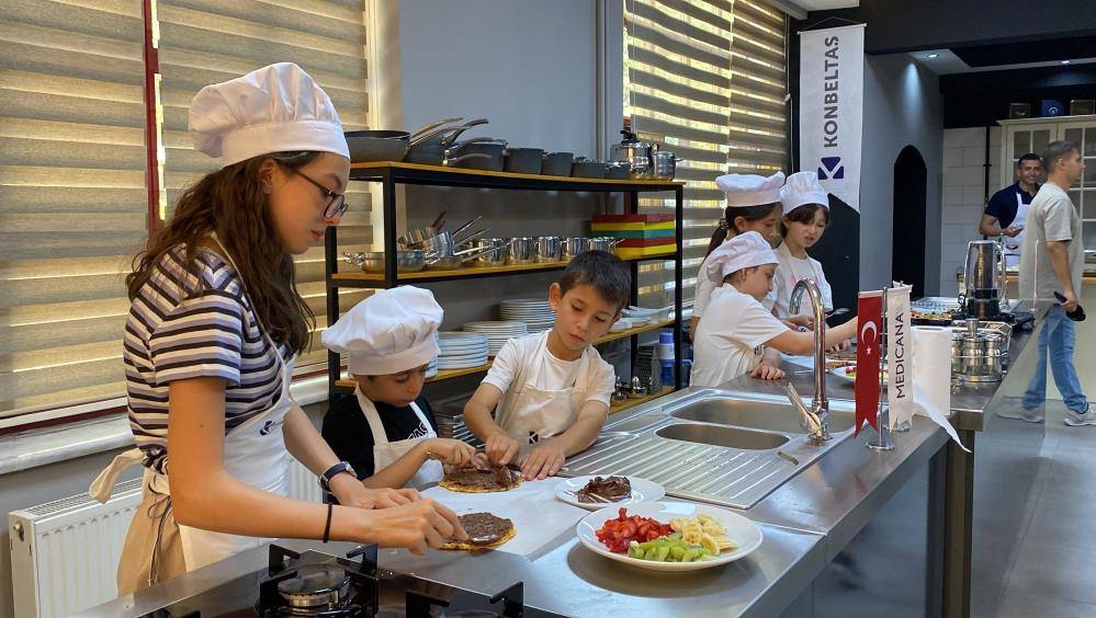 Konya’nın çölyak hastası çocukları kendi yemeklerini kendileri yaptı 4